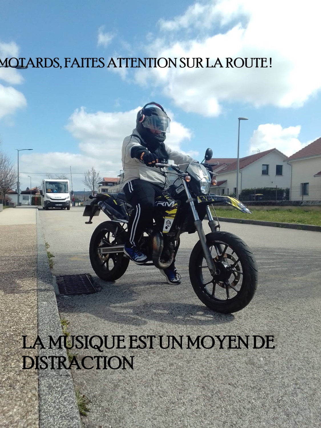 Image 23 : Affiche equipe Lesmotardsenmusique - college Edgar Faure